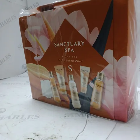 BOXED SANCTUARY SPA SIGNATURE PERFECT PAMPER PARCEL GIFT SET