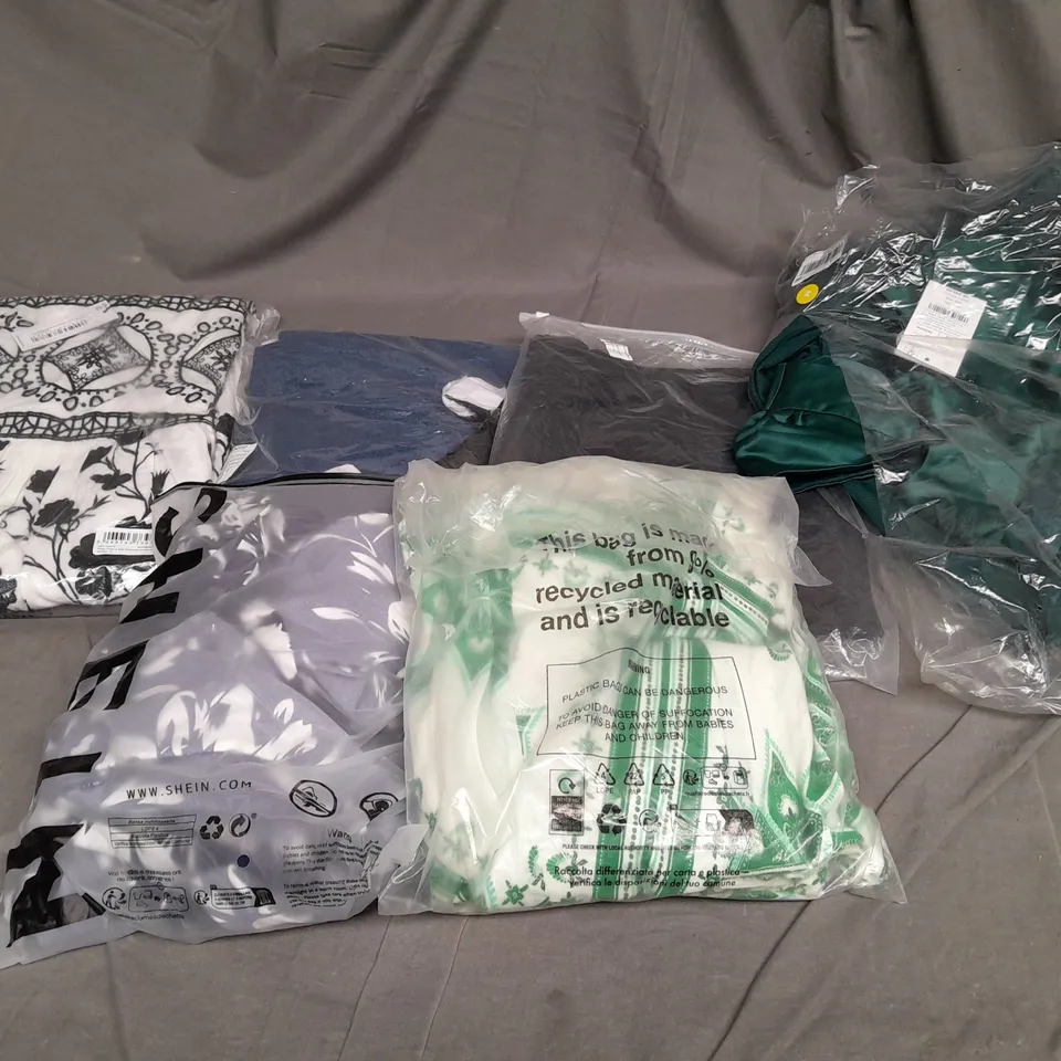 BOX TO CONTAIN APPROX 10 X ASSORTED ITEMS OF CLOTHING INCLUDES; DRESSES, PANTS ETC 
