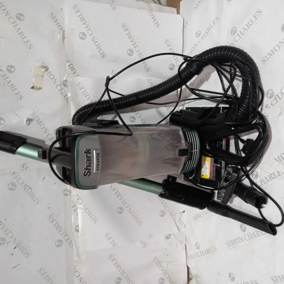 BOXED SHARK STRATOS CORDED VACUUM 