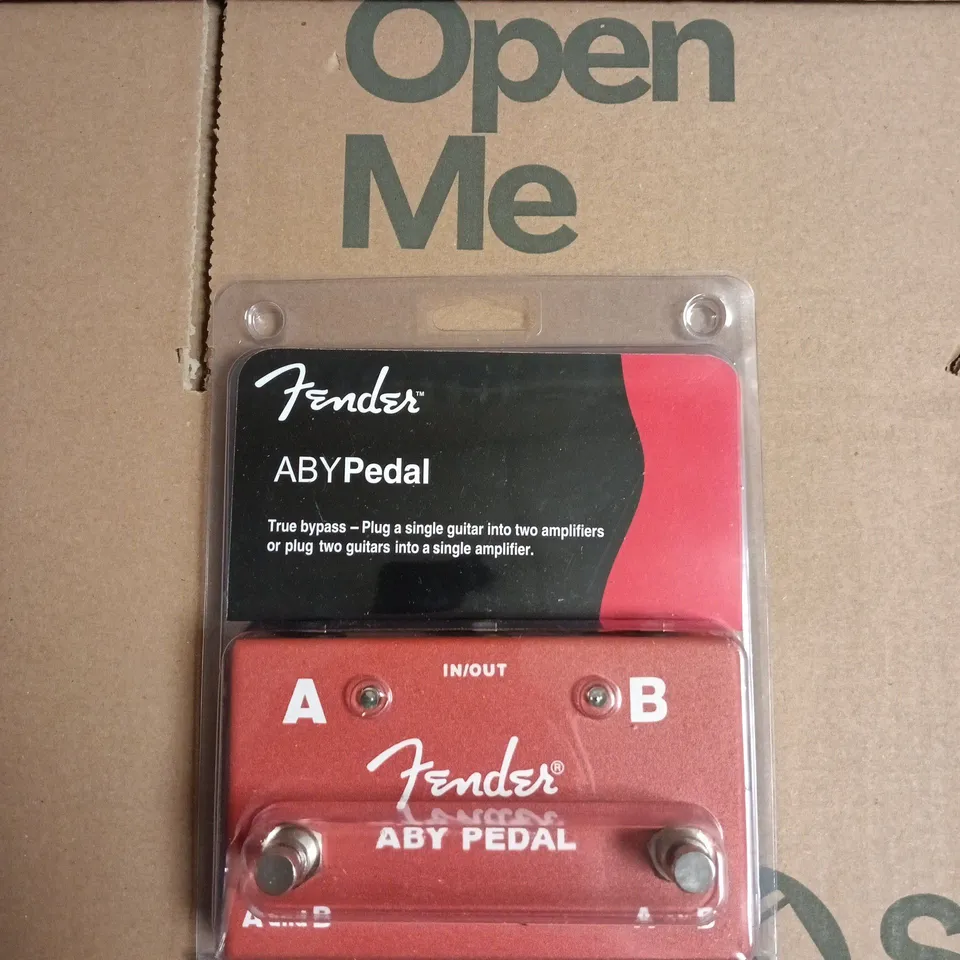 FENDER ABY PEDAL – GUITAR EFFECTS PEDAL (A/B SWITCH) 