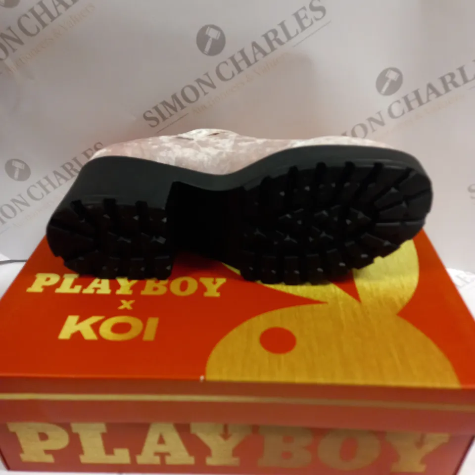 BOXED KOI FOOTWEAR TIRA PLAYBOY MARY JANES SWEET VIGILANTE EDITION BOOTS - 6