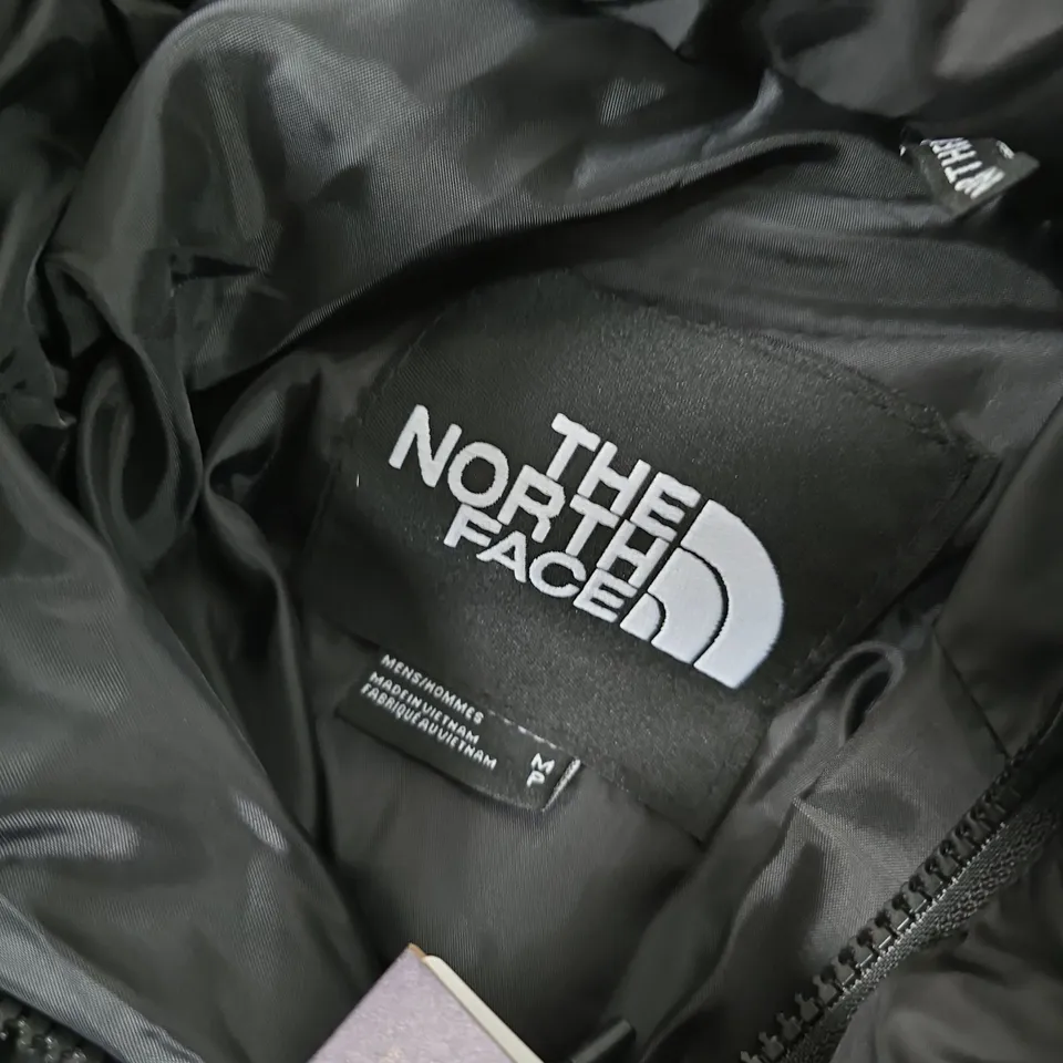 THE NORTH FACE PUFFER JACKET IN BLACK - MEDIUM