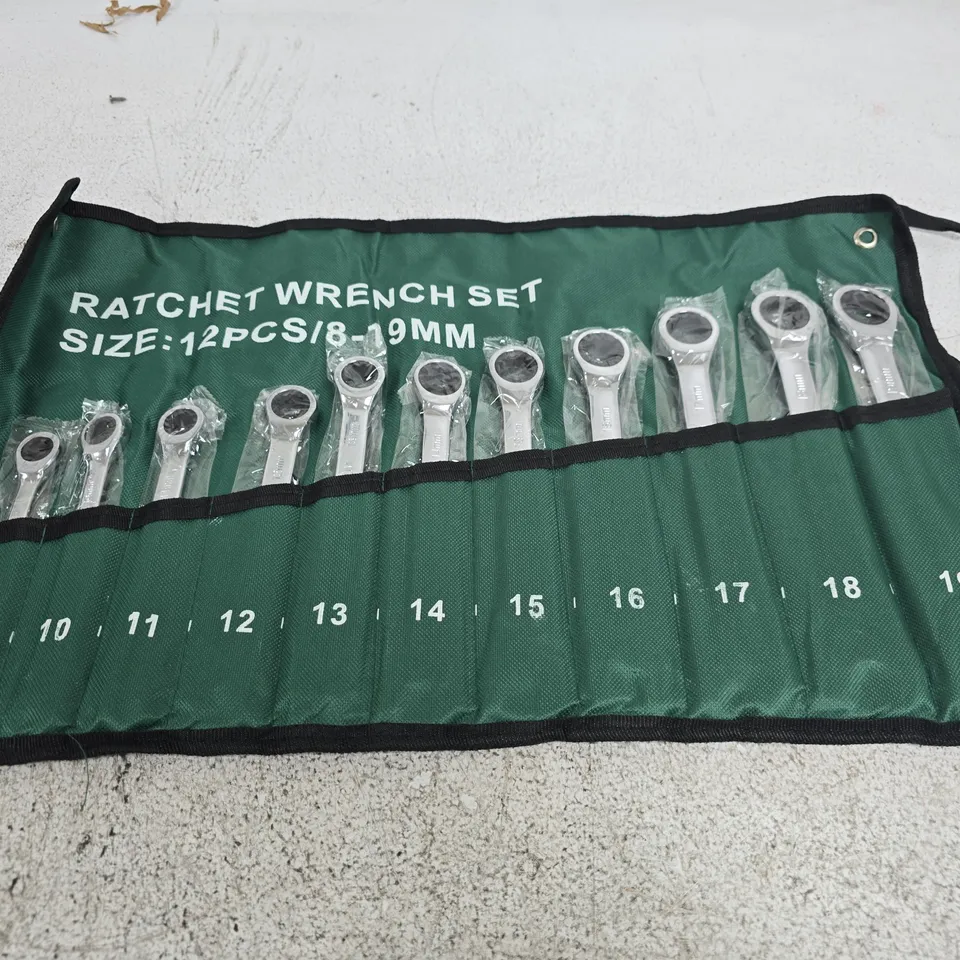 RATCHET WRENCH SET, 12-PIECE (8-19MM) IN ROLL-UP POUCH