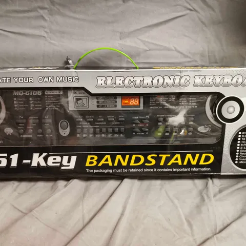 ELECTRONIC KEYBOARD 61-KEY BANDSTAND - TOY KEYBOARD (MO-6106) 