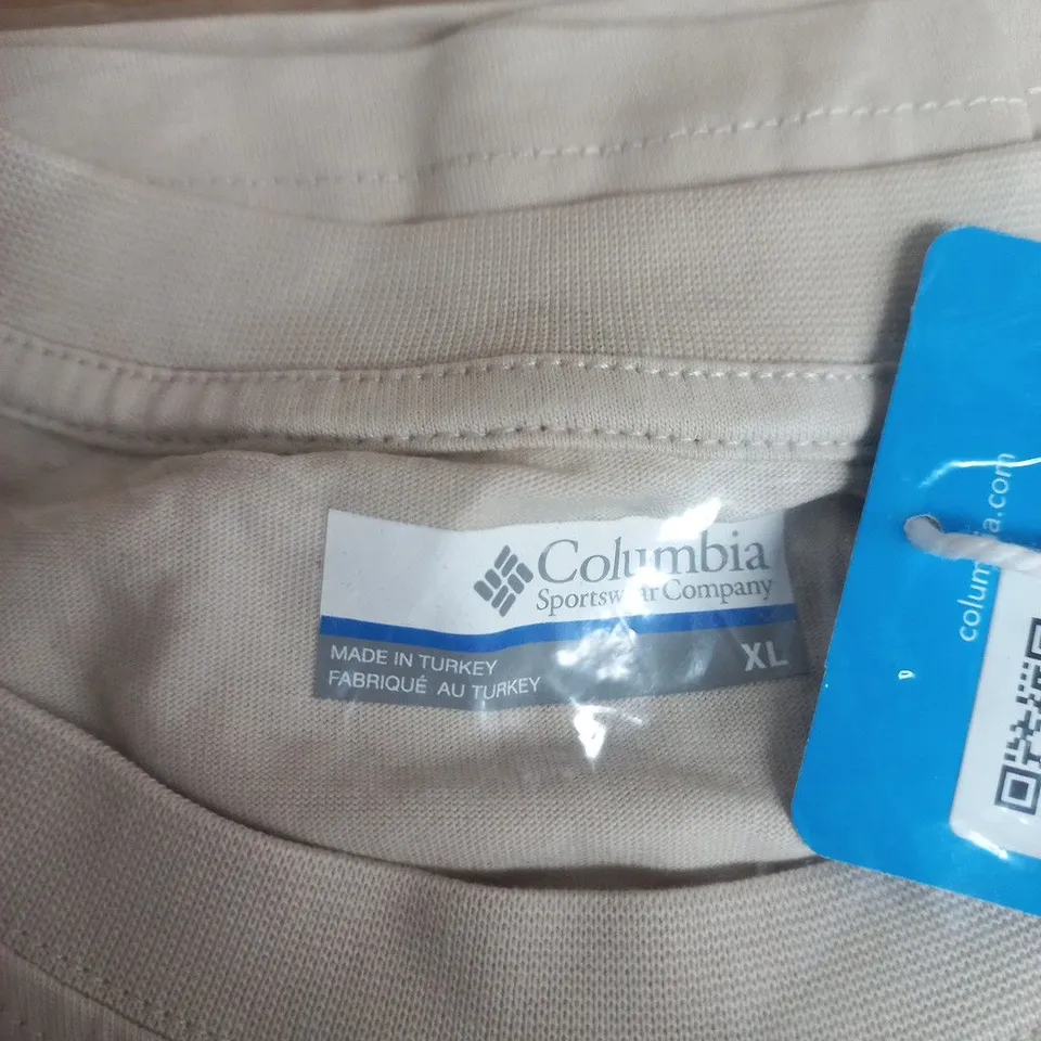 COLUMBIA SPORTSWEAR TSHIRT– BEIGE KHAKI – XL