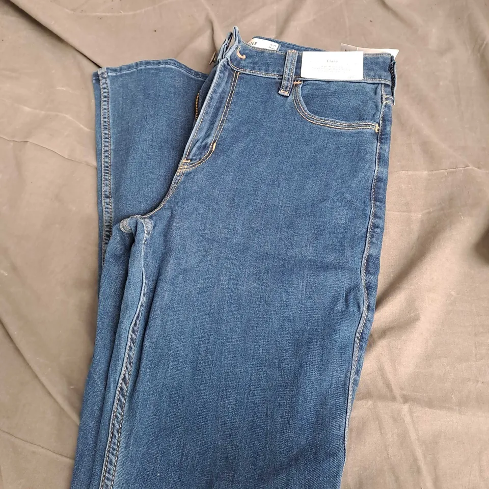 HOLLISTER HIGH RISE FLARE JEANS BLUE SIZE 8 SHORT