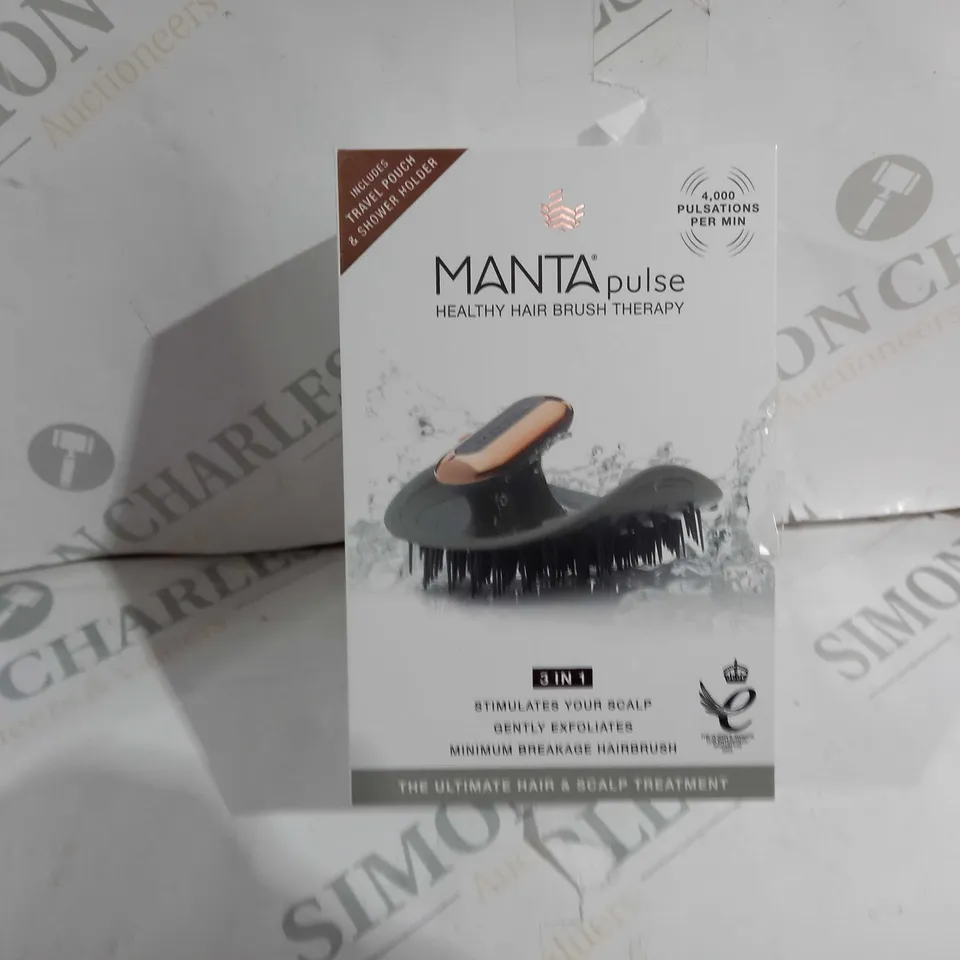BOXED MANTA PULSE THERAPY HAIR BRUSH