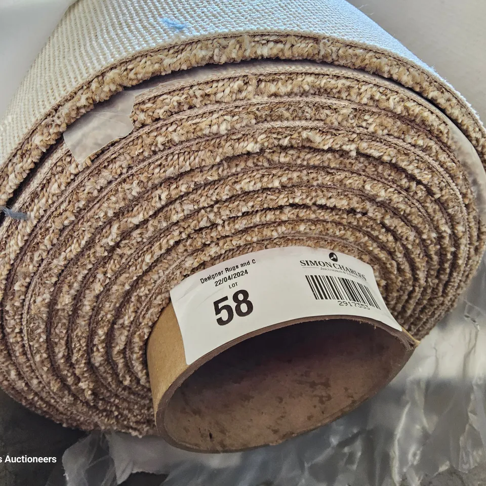 ROLL OF QUALITY EC HEARTLANDS FLADBURY  CARPET APPROXIMATELY 4M × 5.6M