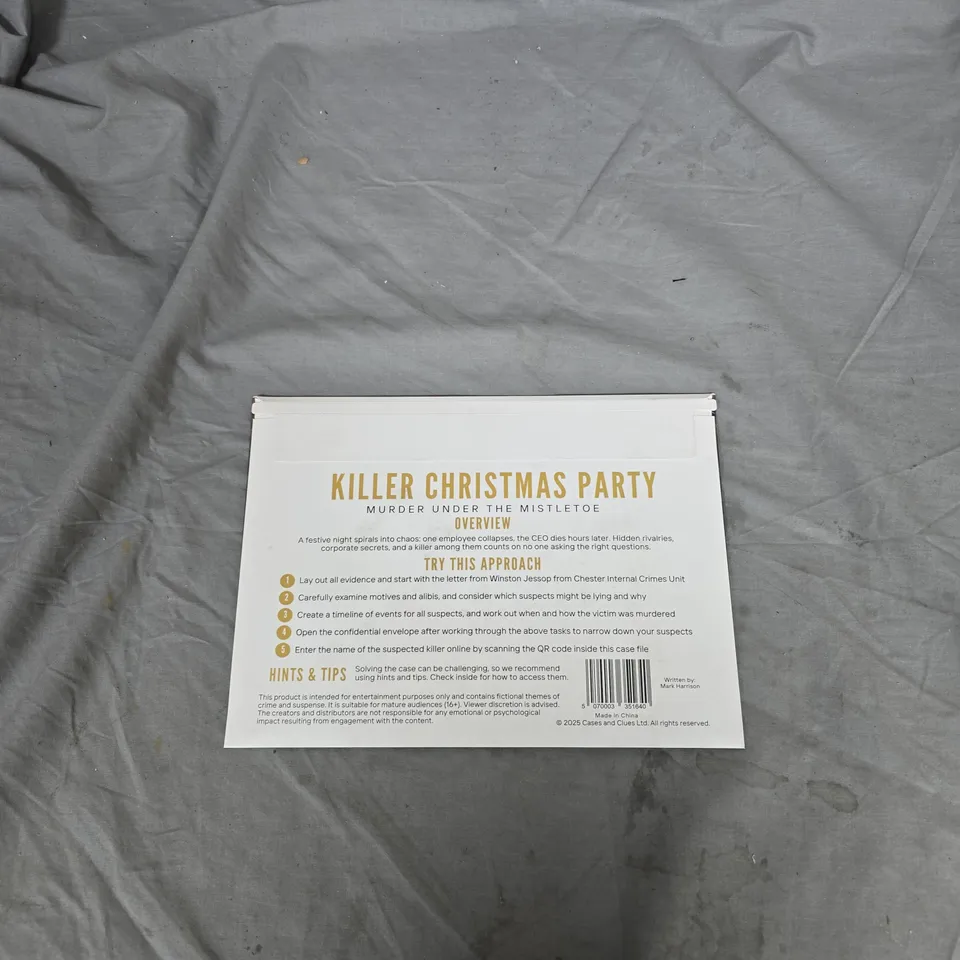 KILLER CHRISTMAS PARTY - MURDER UNDER THE MISTLETOE (CASES & CLUES BOARD GAME)
