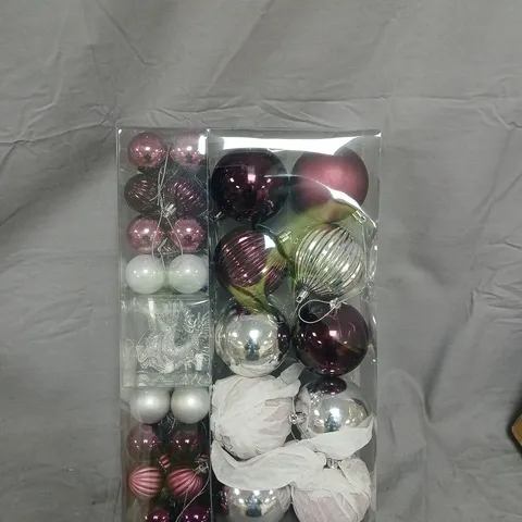 PINK/SILVER BUMPER SET OF BAUBLES 