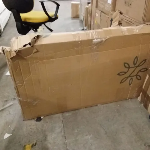 BOXED ZINUSSI BED FRAME // SIZE: SUPERKING (1 BOX)