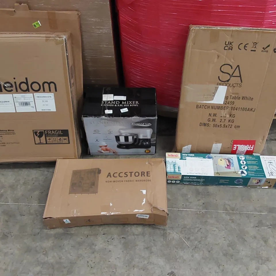 PALLET OF ASSORTED ITEMS INCLUDING: ELECTRIC MIXER, FOLDING TABLE, CLOTHES RACK, FABRIC WARDROBE, MAKEUP MIRROR 