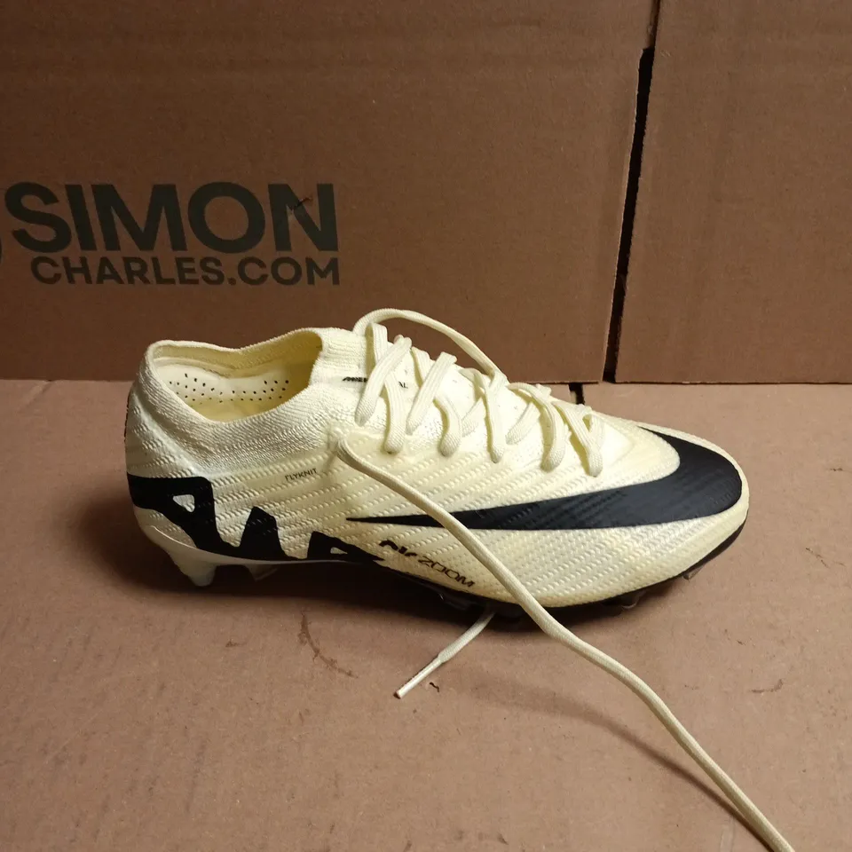 PAIR OF NIKE AIR ZOOM VAPOR 15 CHILDRENS FOOTBALL BOOTS - 3.5 