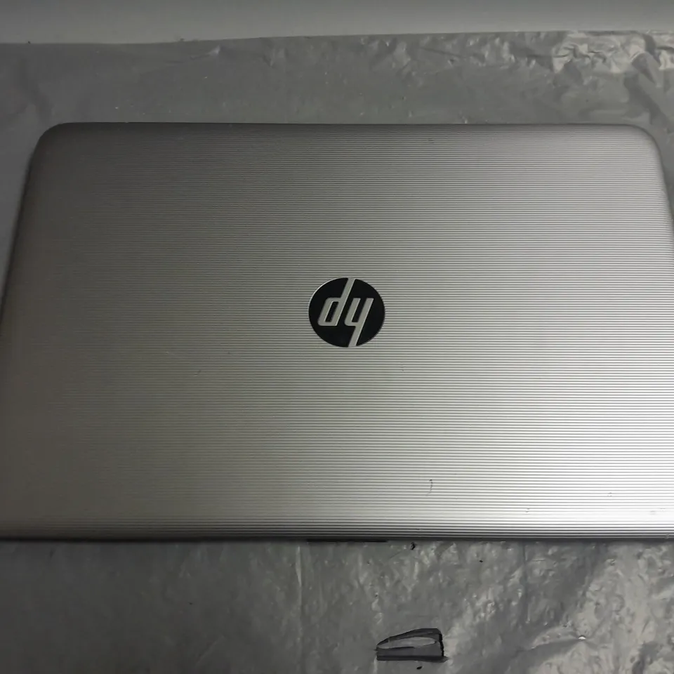 UNBOXED HP TPN-C125 INTEL I3 LAPTOP