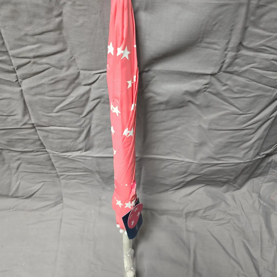 HOLLY & BEAU CHILDREN'S PINK UMBRELLA WITH WHITE STARS APPROXIMATELY 5 PCS 