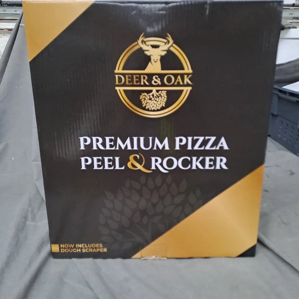 DEER AND OAK PREMIUM PIZZA PEEL AND ROCKER