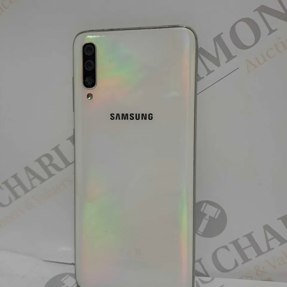 SAMSUNG GALAXY A70 SMARTPHONE 