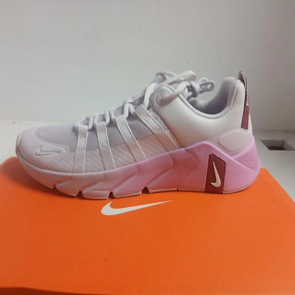 NIKE FREE METCON 7 WOMEN’S TRAINER – BLEACHED LILAC/WHITE, UK 5 (US 7.5)