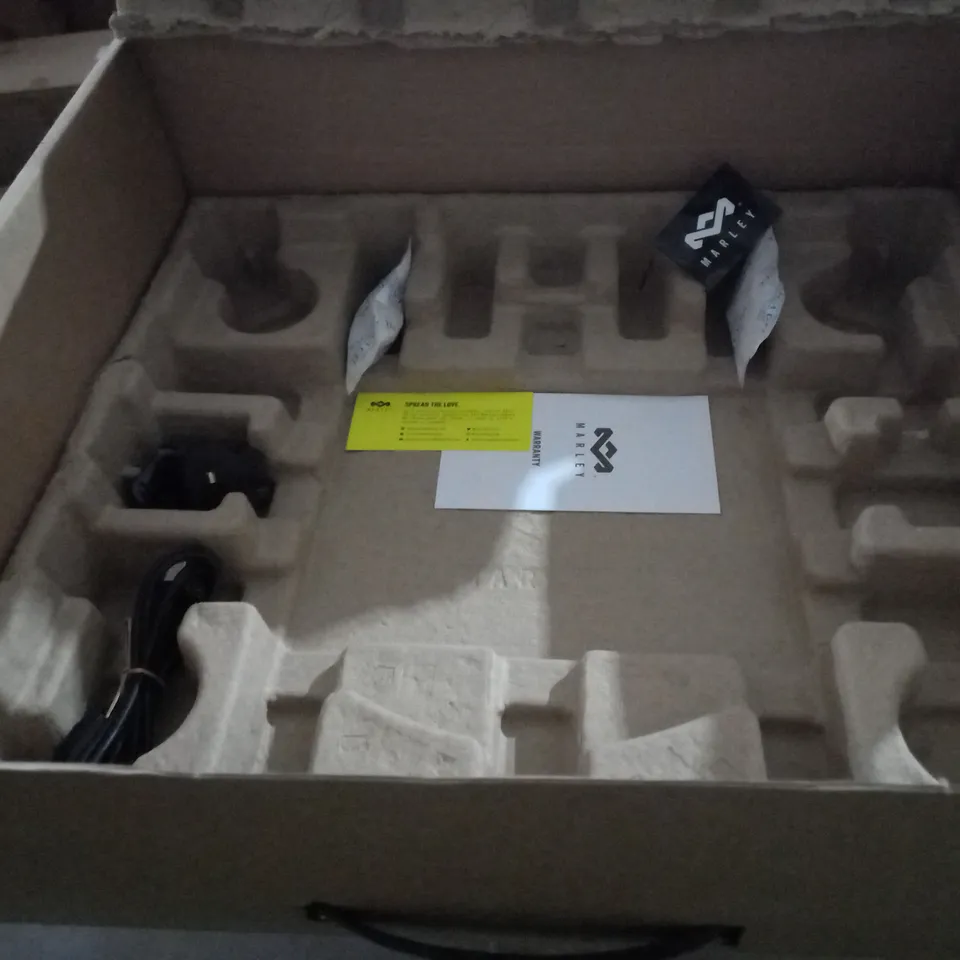 BOXED MARLEY BLUETOOTH TURNTABLE