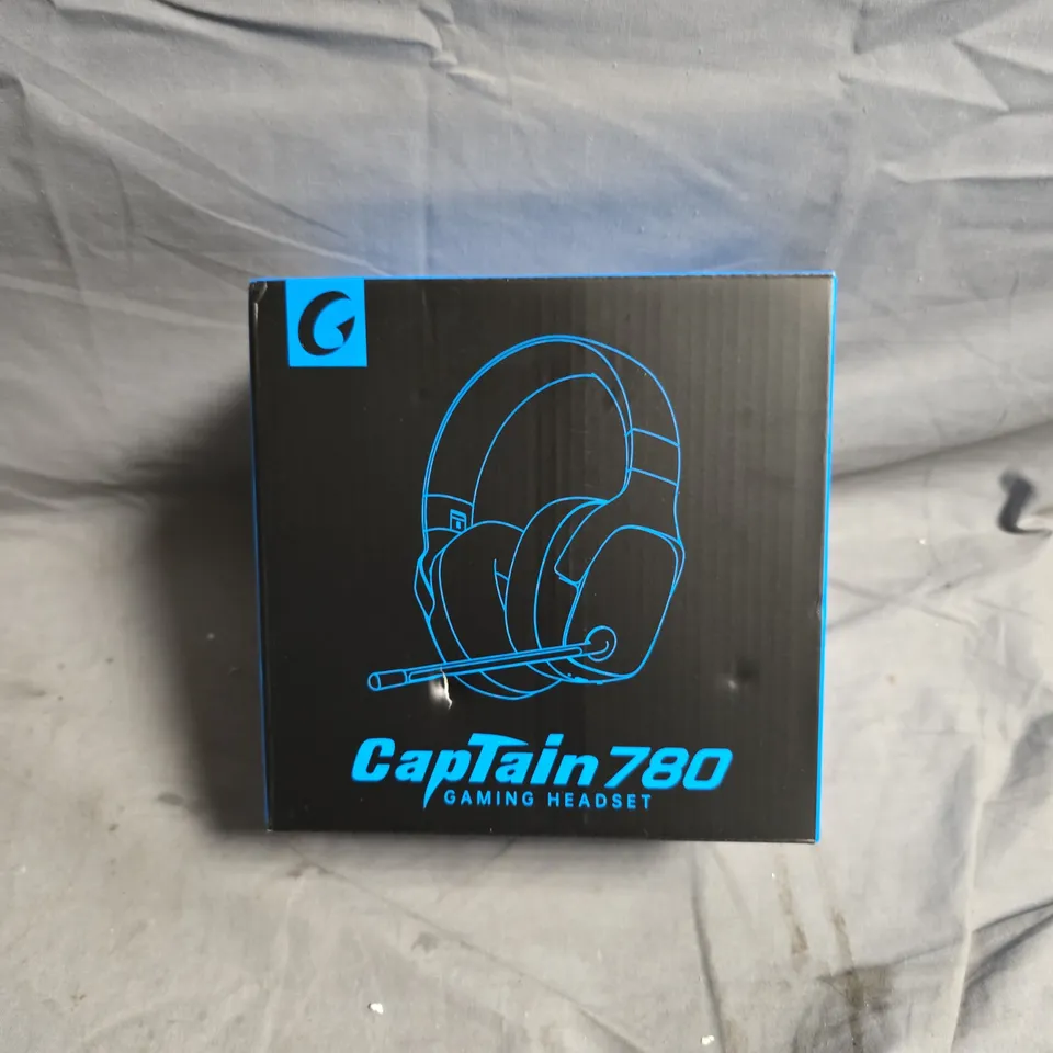CAPTAIN780 GAMING HEADSET – WHITE
