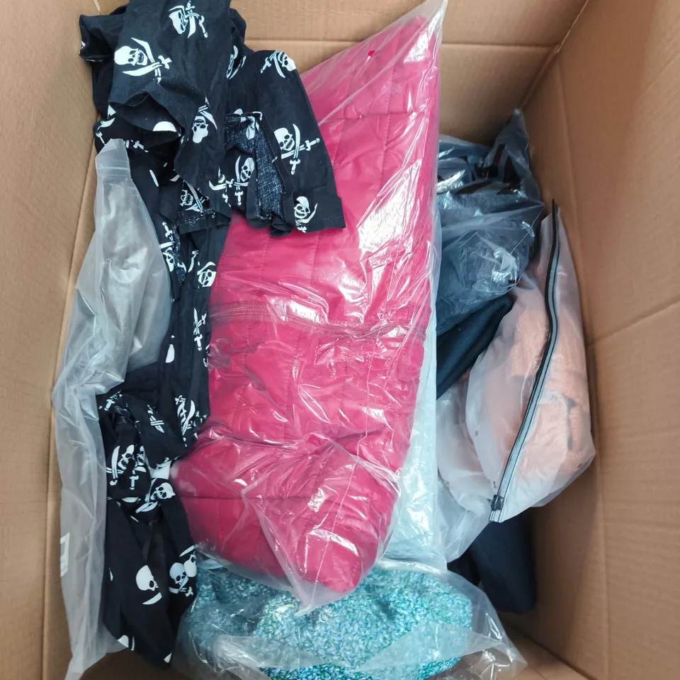 LARGE BOX OF APPROXIMATELY 25 ASSORTED CLOTHING ITEMS IN VARIOUS COLOURS, STYLES AND SIZES - COLLECTION ONLY