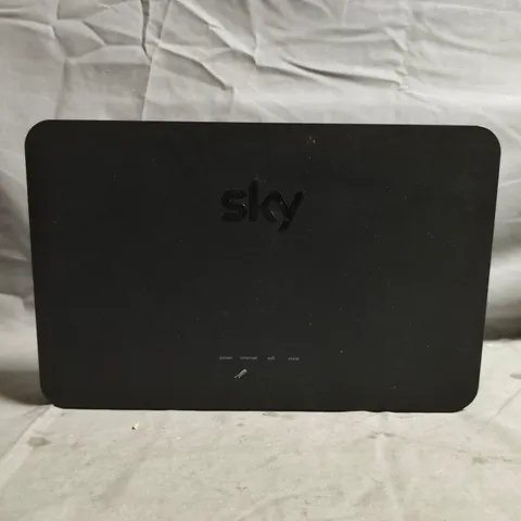 SKY SR203 WI-FI ROUTER IN BLACK