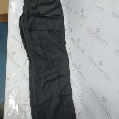 REPRESENT CARGO PANT SIZE LARGE BLACK 