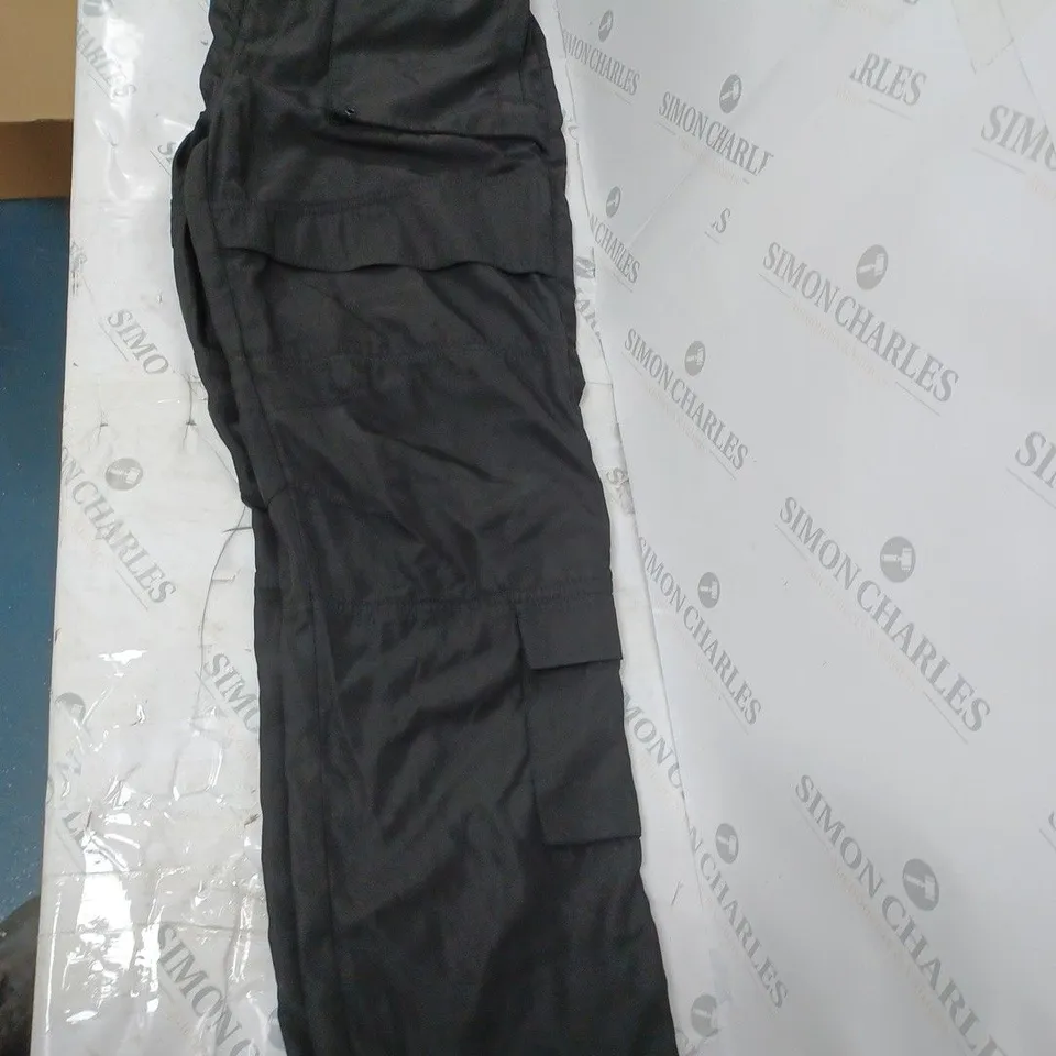 REPRESENT CARGO PANT SIZE LARGE BLACK 