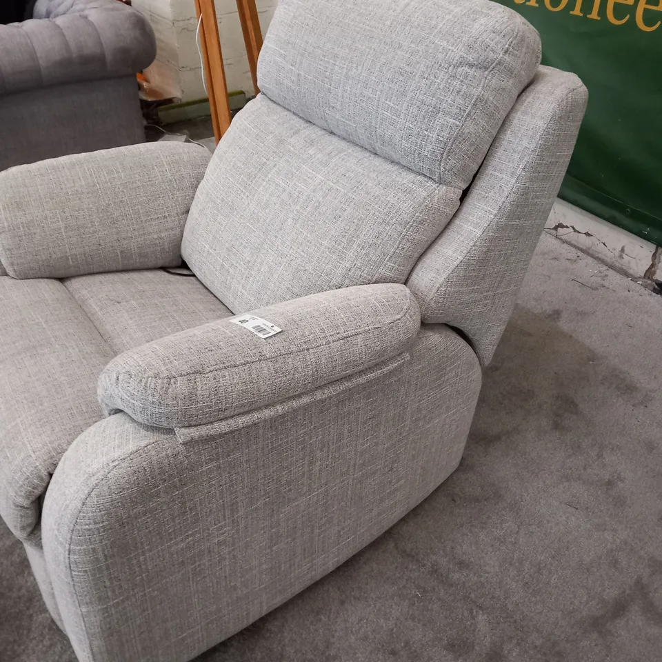 DESIGNER G PLAN KINGSBURY BEACH OATMEAL ELECTRIC RECLINING ARM CHAIR