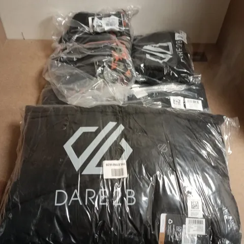 APPROXIMATELY 20 ASSORTED BRAND NEW DARE2B KIDS CLOTHING ITEMS IN VARIOUS SIZES, STYES & COLOURS TO INCLUDE STRIKING III JACKET, ZESTY II FLEECE, LIFTIE JACKET, ETC - COLLECTION ONLY