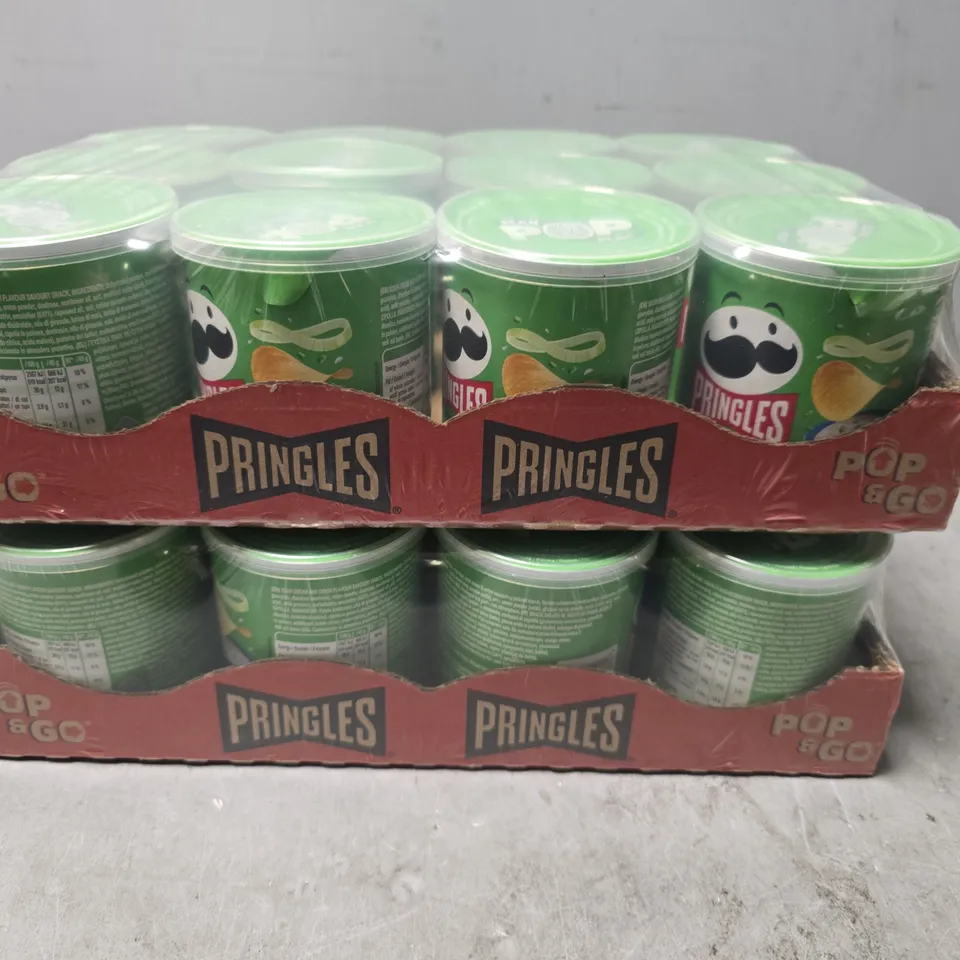 SET OF A 6 PACK OF 12 SOUR CREAM & ONION PRINGLES 