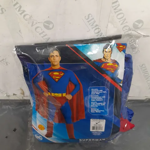 DC SUPERMAN ADULY COSTUME - SIZE M