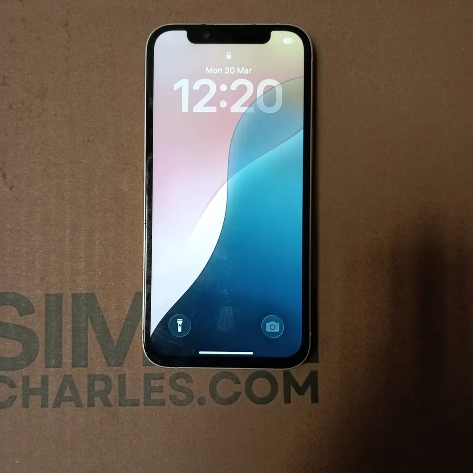 Apple iPhone 14 256GB – White (Used)