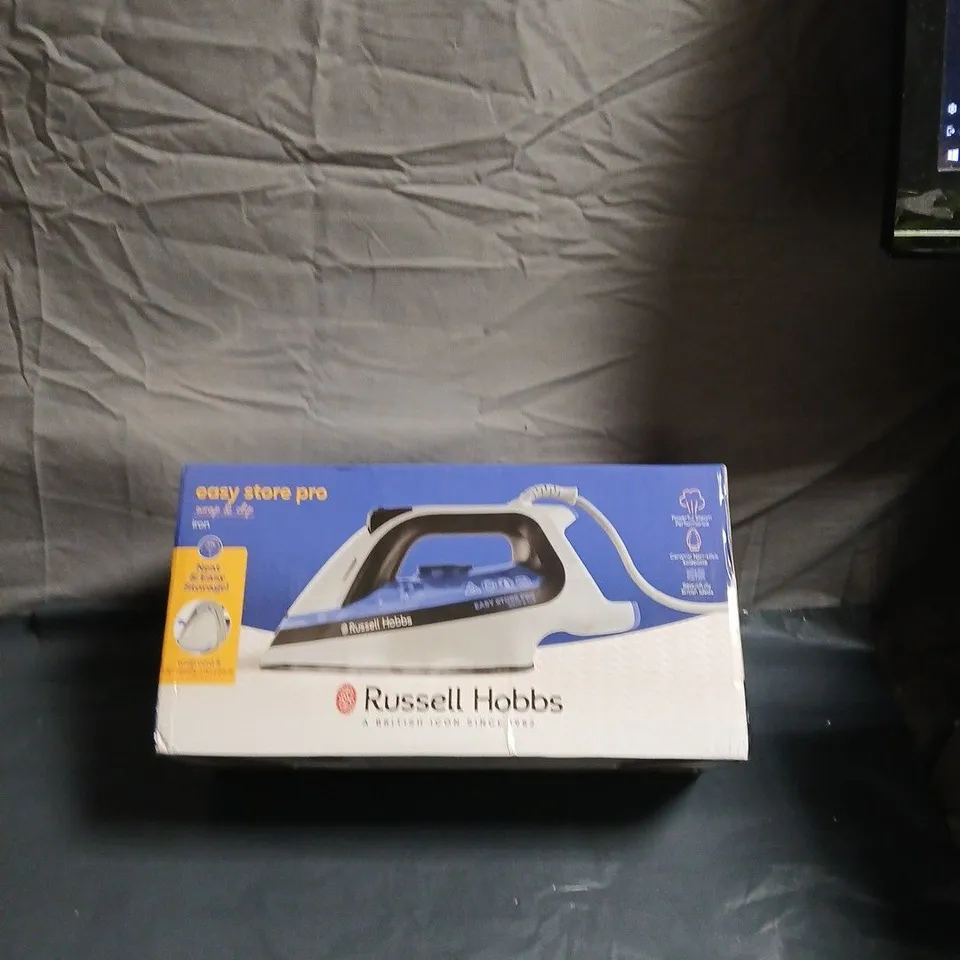 RUSSELL HOBBS EASY STORE PRO IRON – BOXED