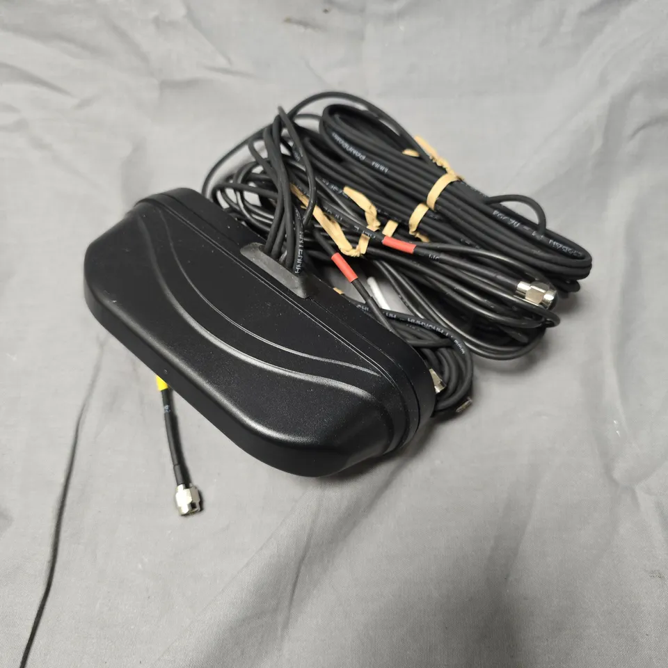 MAGNETIC MIMO ANTENNA 