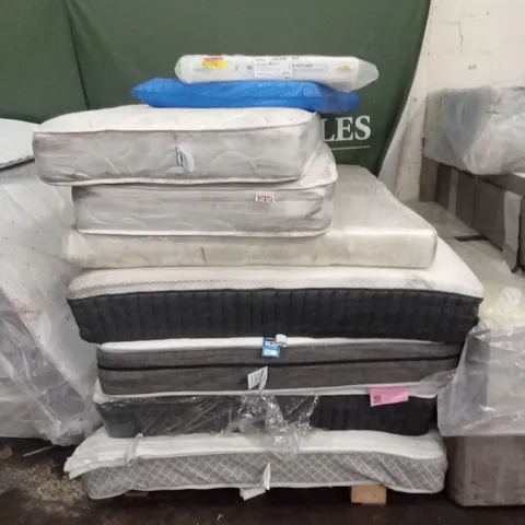 PALLET OF ASSORTED DESIGNER MATTRESSES