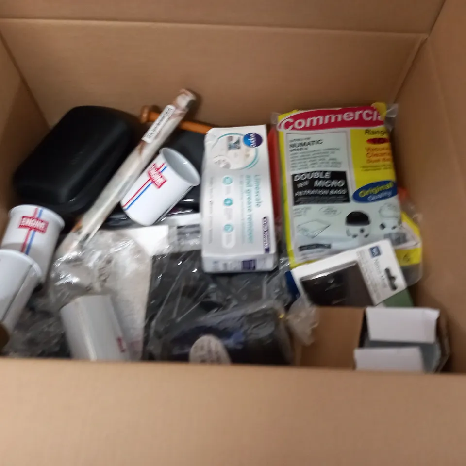 LARGE QUANTITY OF ASSORTED HOUSEHOLD ITEMS TO INCLUDE HEAT ALARM, TV WALL MOUNT AND DOG POOP BAGS