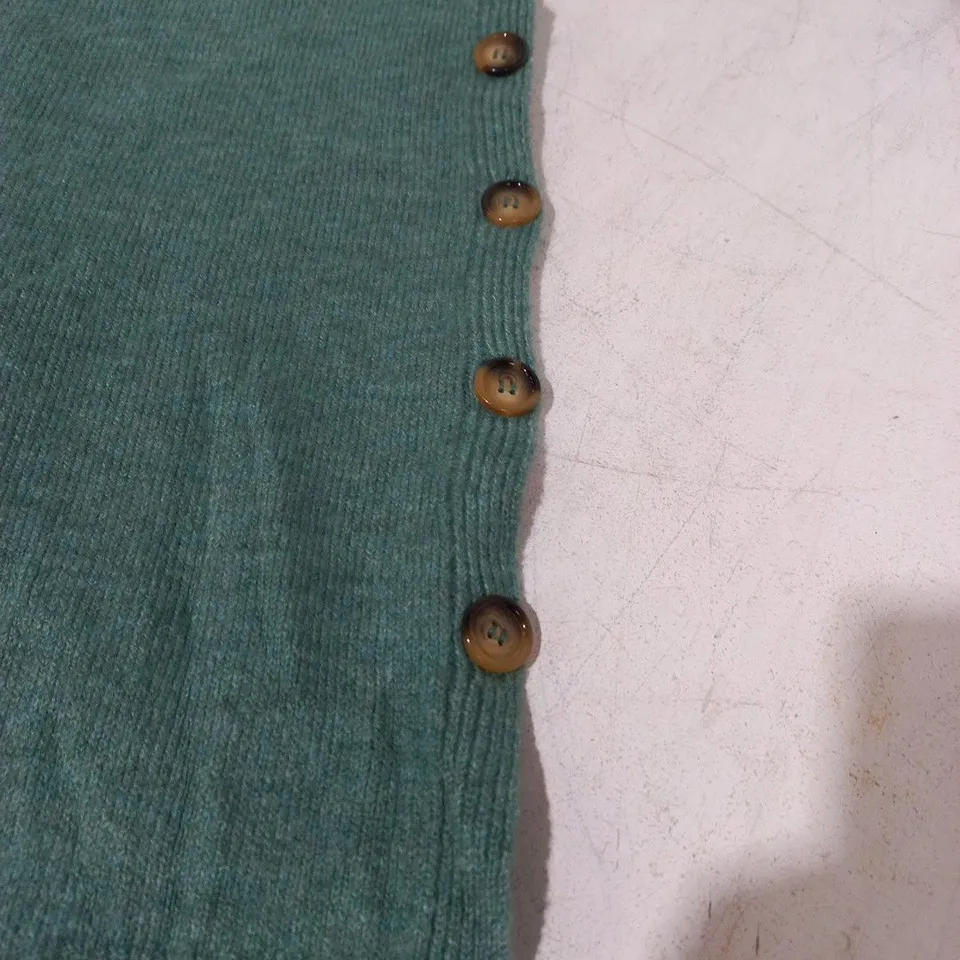 JOJO MAMAN BEBE GREEN TURTLE NECK JUMPER IN GREEN - S