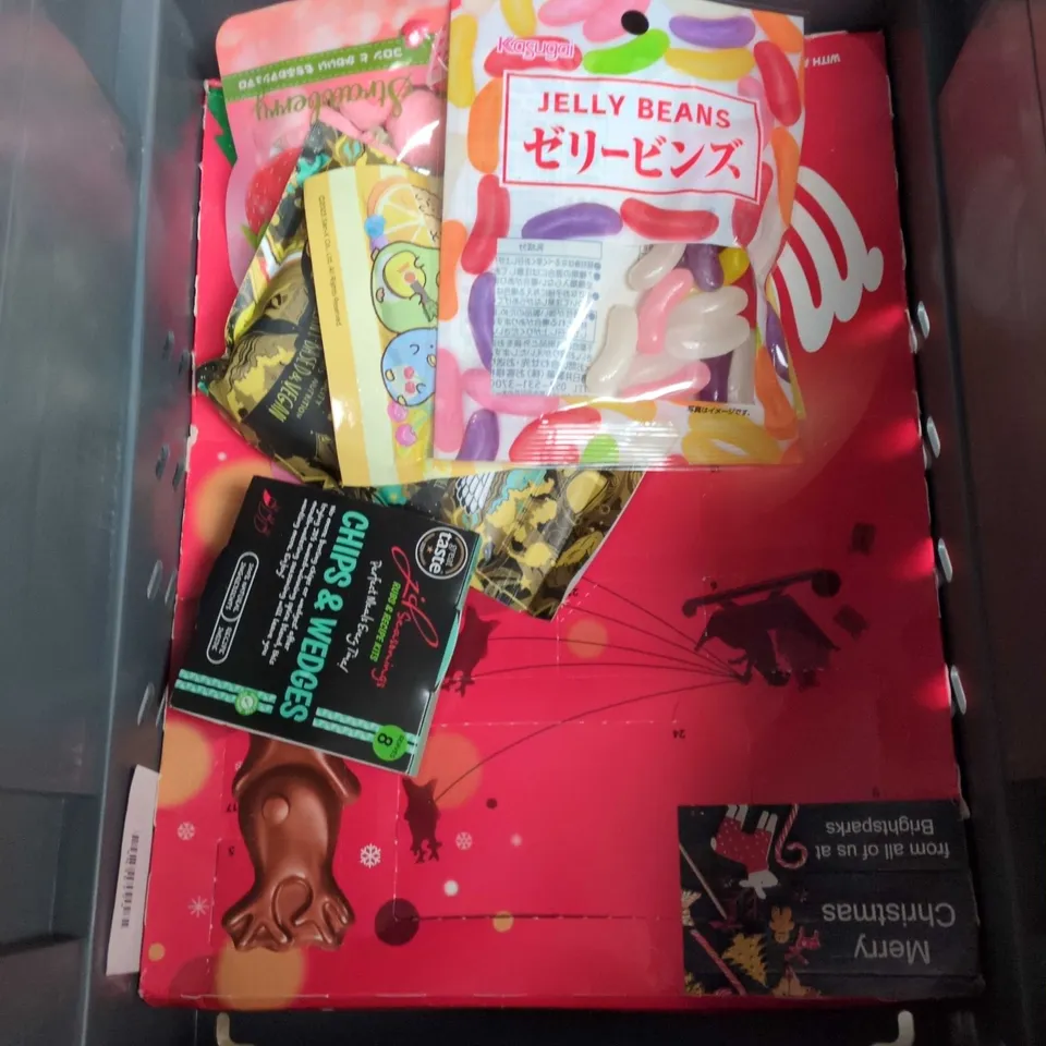 APPROXIMATELY 10 ASSORTED FOOD AND DRINK ITEMS TO INCLUDE MEXICAN RUB, ELLA'S KITCHEN THE PURPLE ONE AND LINDOR CHOCO WAFERS ETC