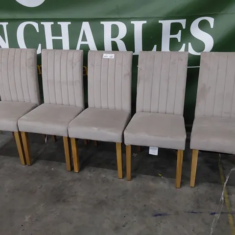 SET OF FIVE UPHOLSTERED DINING CHAIRS BEIGE PLUSH FABRIC ON NATURAL WOOD LEGS