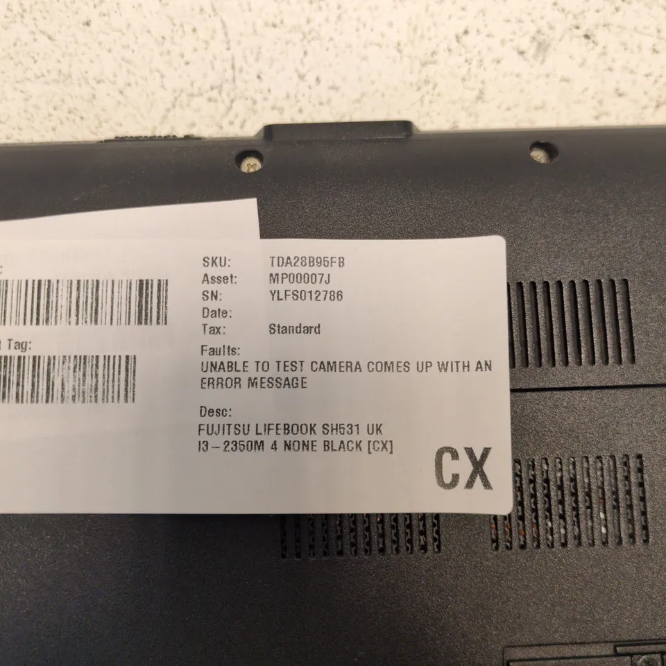 FUJITSU LIFEBOOK SH531 LAPTOP – UK KEYBOARD, I3-2350M, 4GB RAM, BLACK (CAMERA UNTESTED)