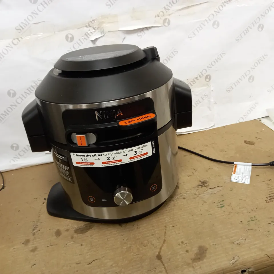 NINJA FOODI SMARTLID 15 IN 1 MULTI COOKER 