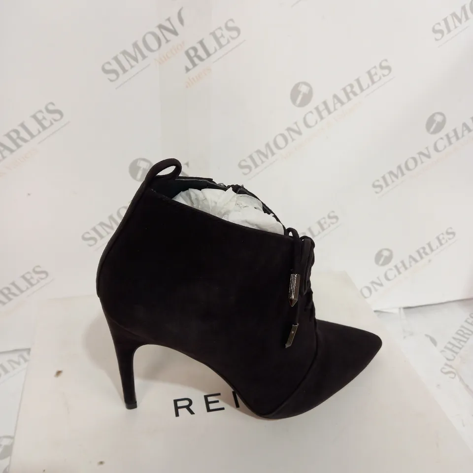 BOXED REISS SUEDE CHOCOLATE BOOT HEELS - SIZE 5