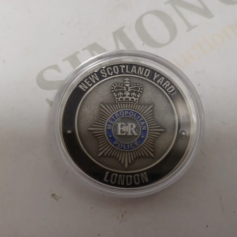 COLLECTABLE METROPOLITAN POLICE SERVICE COIN - NEW SCOTLAND YARD 