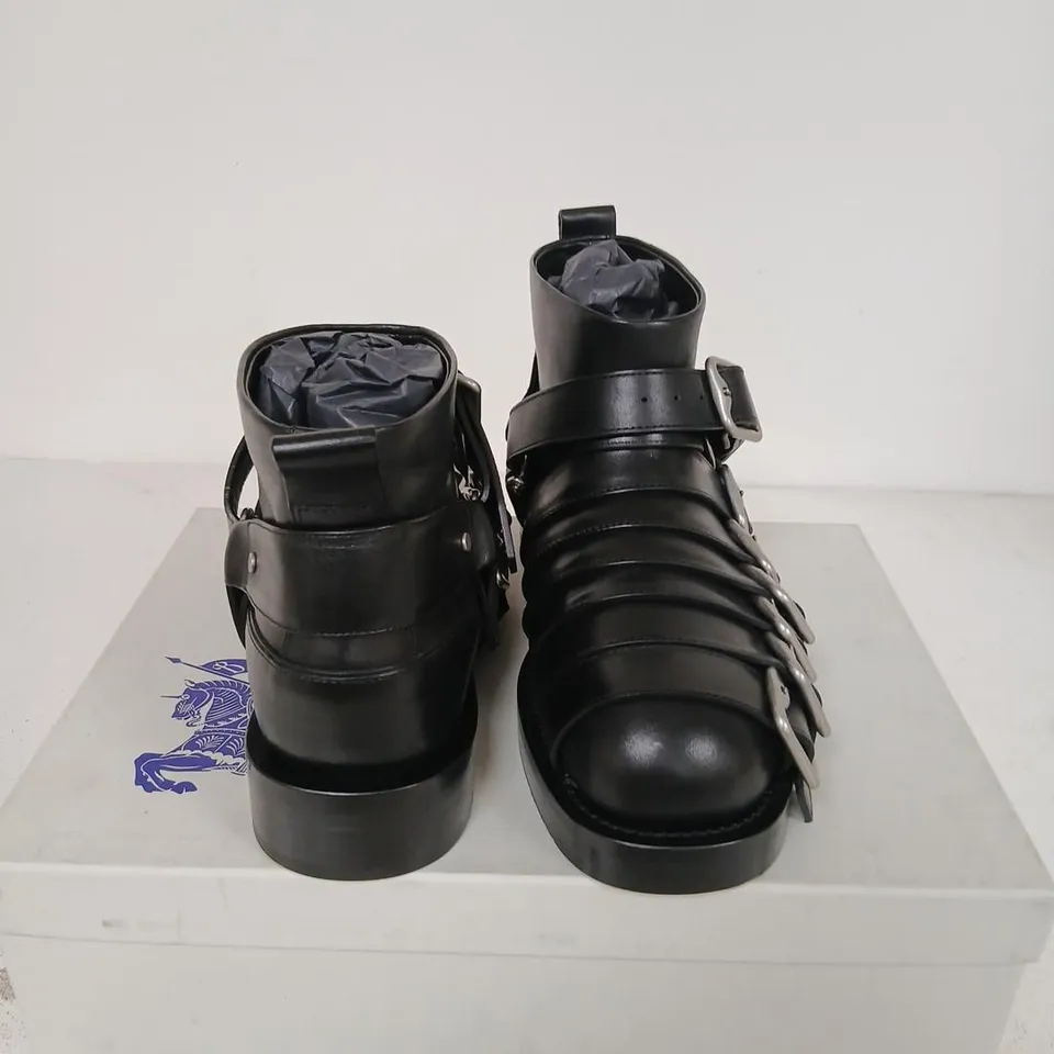 BURBERRY LEATHER BOOTS WITH BUCKLES – MEN'S, UK 6.5 (EU 40)