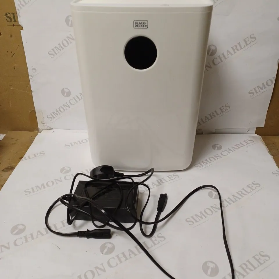 BLACK AND DECKER 2-LITRE DEHUMIDIFIER WITH AIR PURIFIER