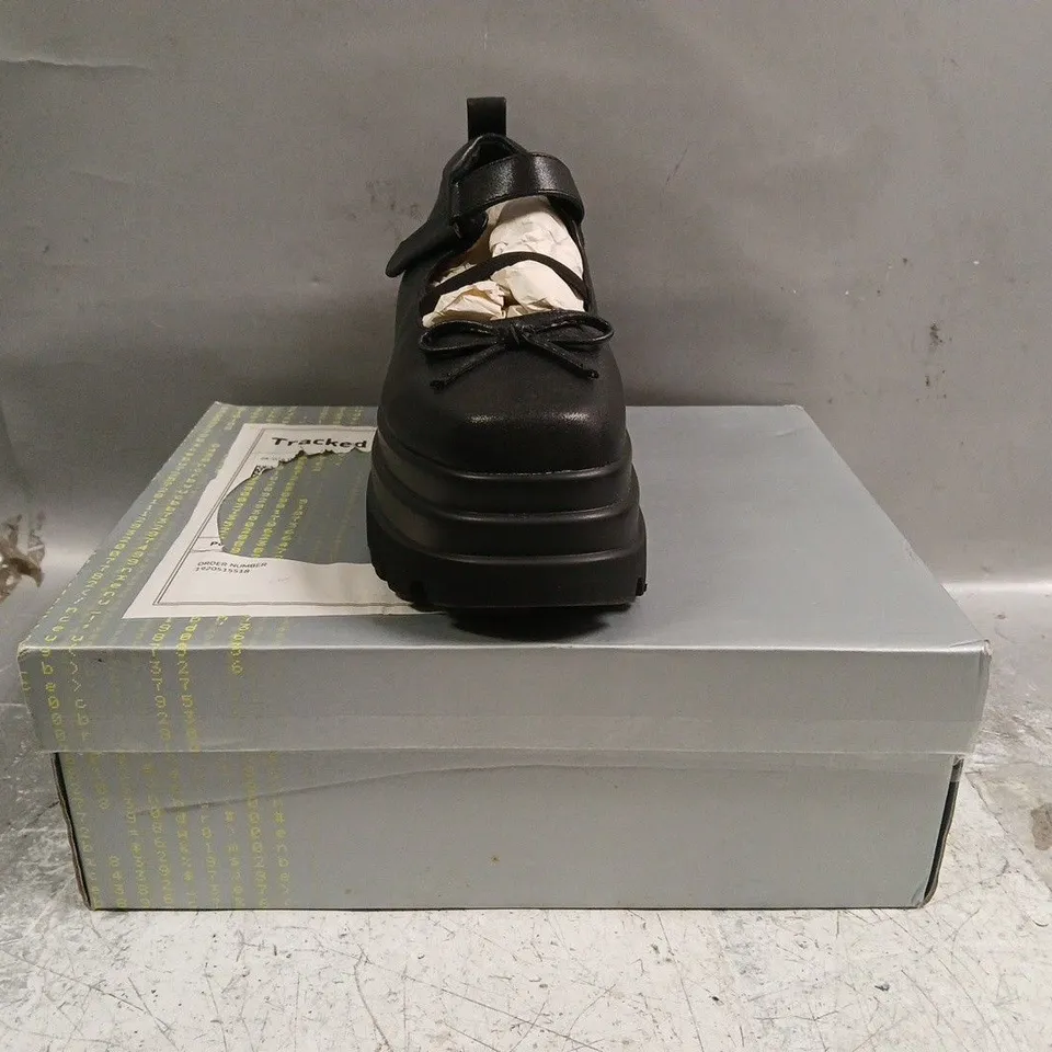 BOXED PAIR OF KOI OBSIDIAN DOLL TRIDENT MARY JANES IN BLACK SIZE UK 4