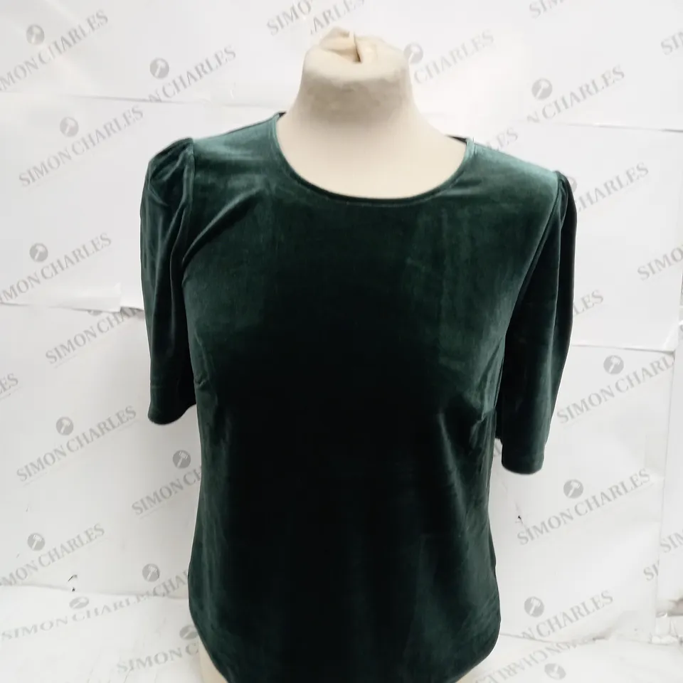 BODEN VELVET PARTY SHIRT SIZE 10