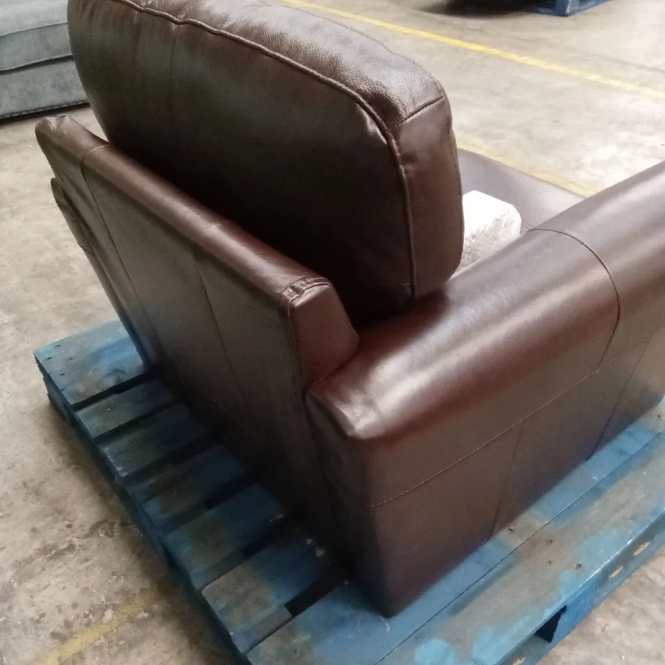 BAILEY LEATHER ARMCHAIR - CHOCOLATE  RRP £699