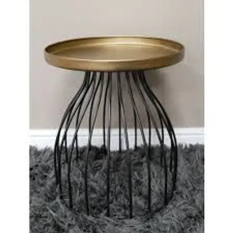 BRAND NEW HOMESDIRECT365 40CM BLACK AND GOLD METAL ROUND DISH